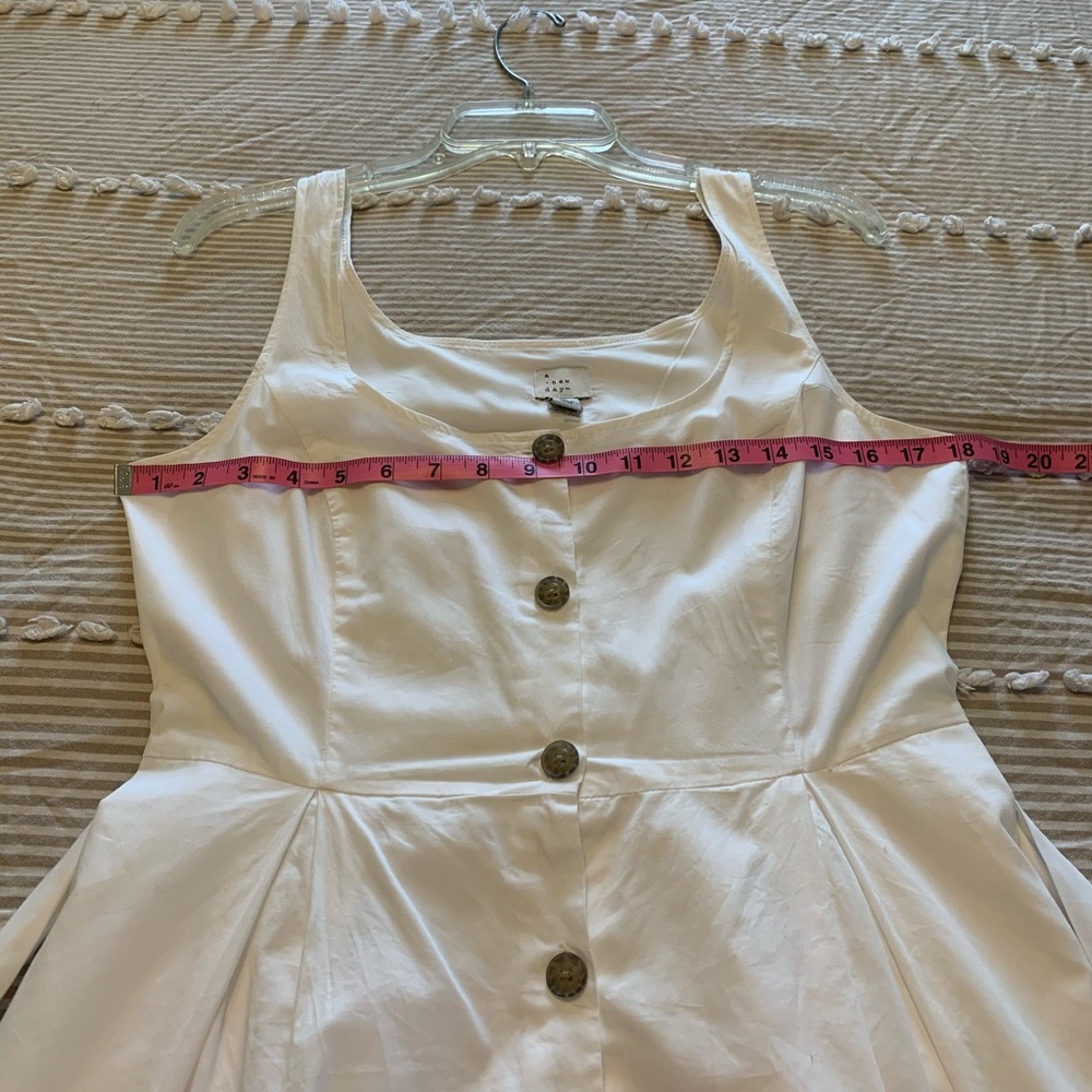 A New Day White Button Down Dress with Belt Size 8 - Picture 6 of 9